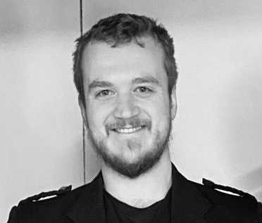 Angus McEwen